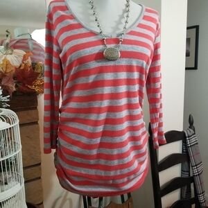 Oh Baby by Motherhood sz sm top stripe